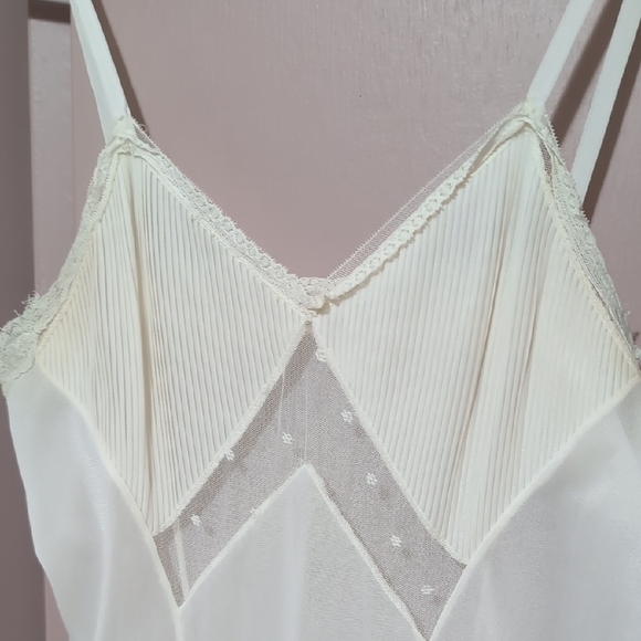 Ivory Slip Dress with Delicate Lace Trim - Picture 6 of 7
